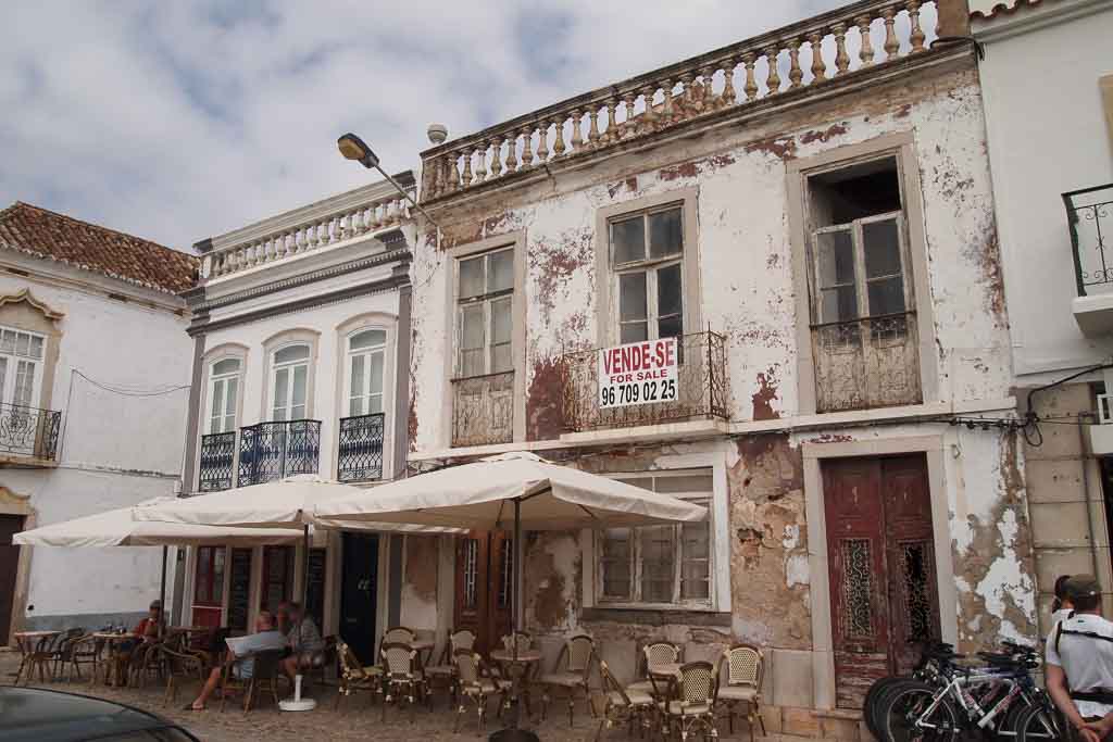 Cafe in der Altstadt von Tavira - Portugal