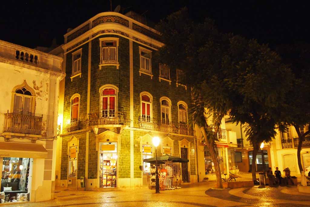 Haus mit Azulejos in Lagos, Algarve