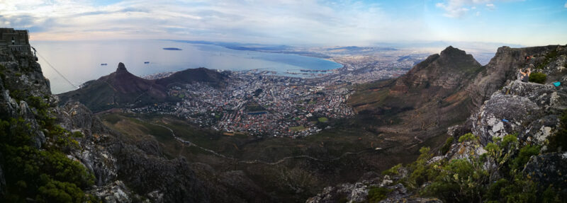 Panoramafoto vom Tafelberg mit Blick auf Kapstadt